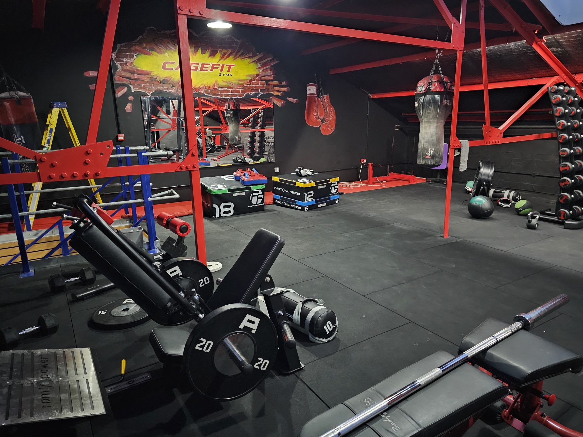 The Biggest Gym in Watford for bigger gains: Cagefit Gyms